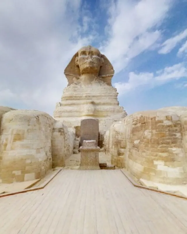 The Great Sphinx seen from between its paws